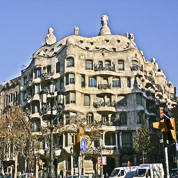 following-footsteps-genius-secret-barcelona-of-gaudi